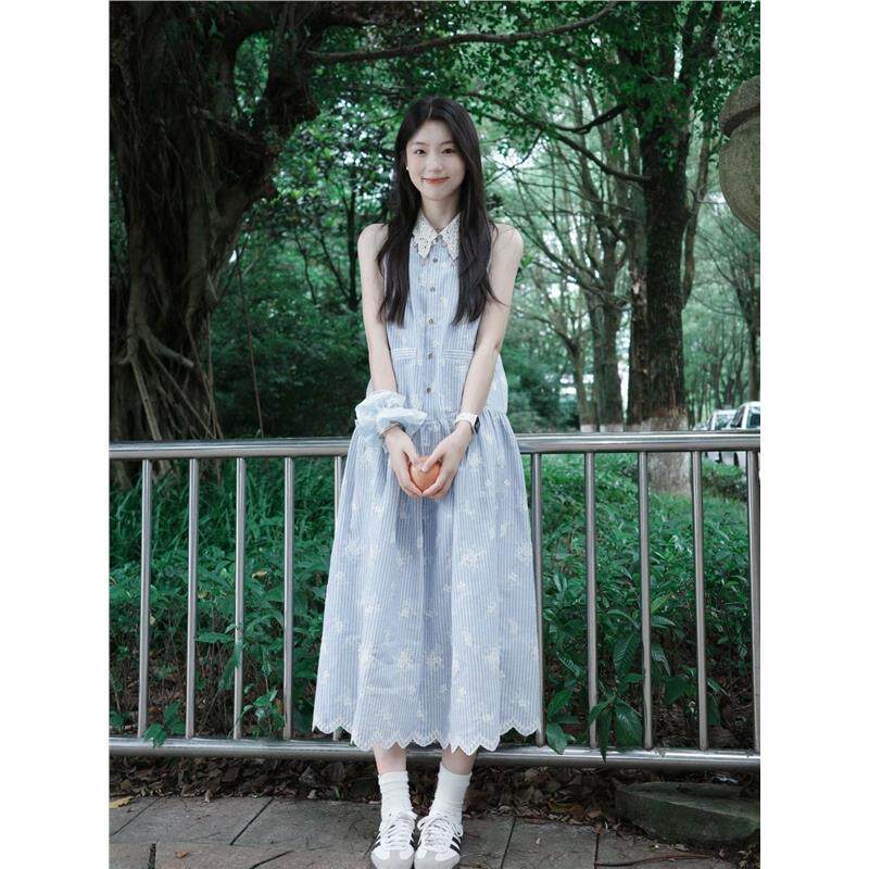 欧阳喜《海鸥的眷恋》夏季蓝色连衣裙女设计感小众蝴蝶无袖背心裙