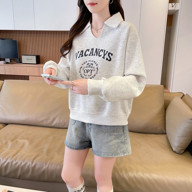 设计感实拍上衣复合春秋V领新款印花仿小个子宽松卫衣华棉女