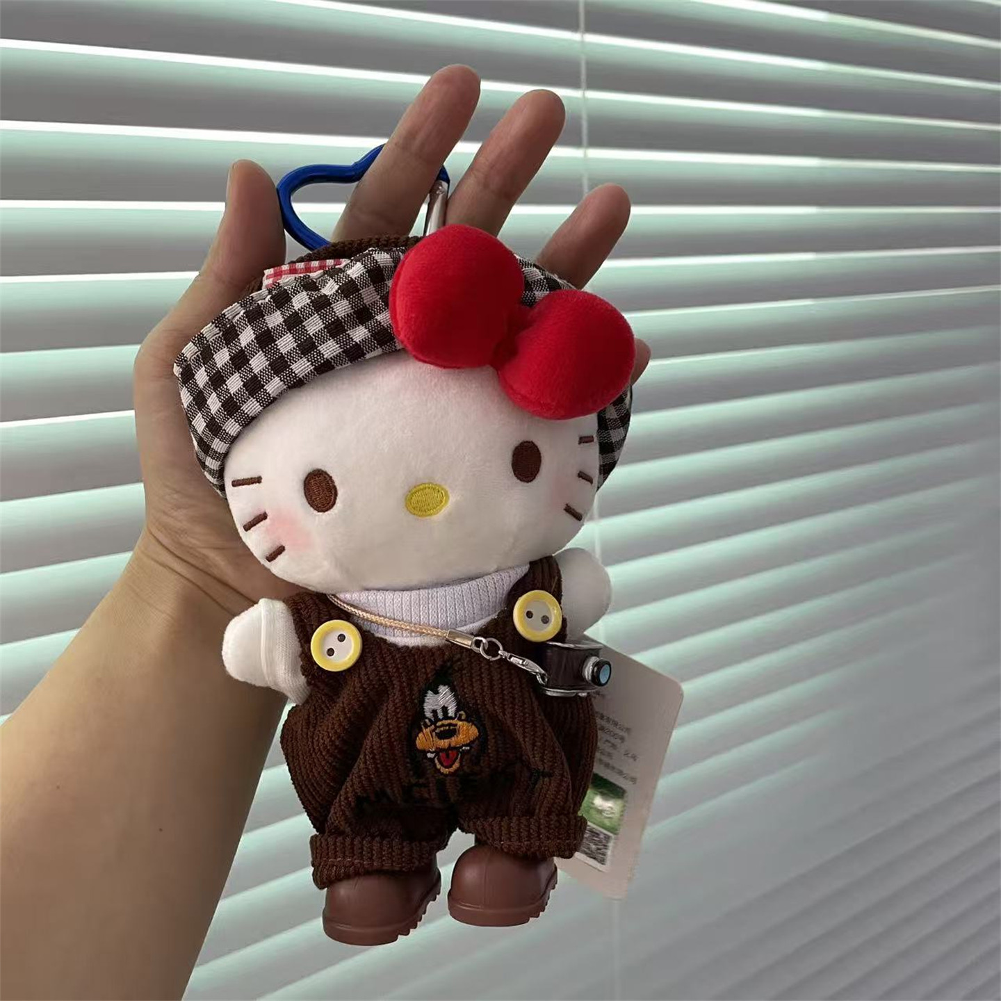 正版高飞背带裤kitty毛绒玩偶女生书包挂件公仔挂饰钥匙扣凯蒂猫