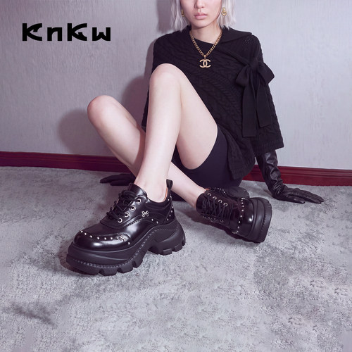 knkw2026秋新款老爹厚底小皮鞋女
