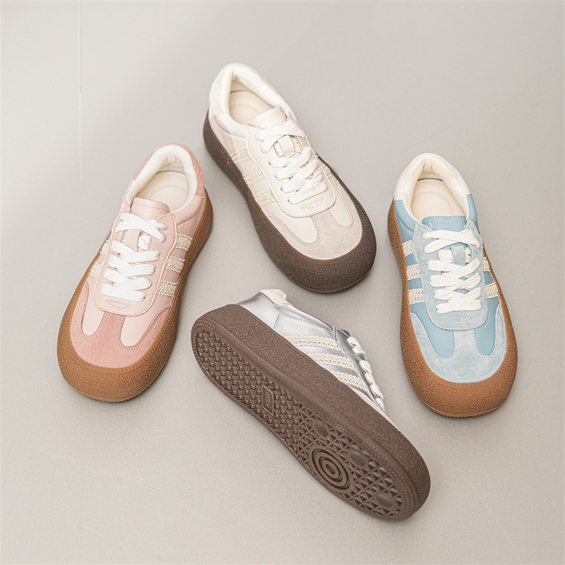 吉步厚底板鞋女2025新款美拉德蕾丝德训鞋系带运动单鞋银色阿甘鞋