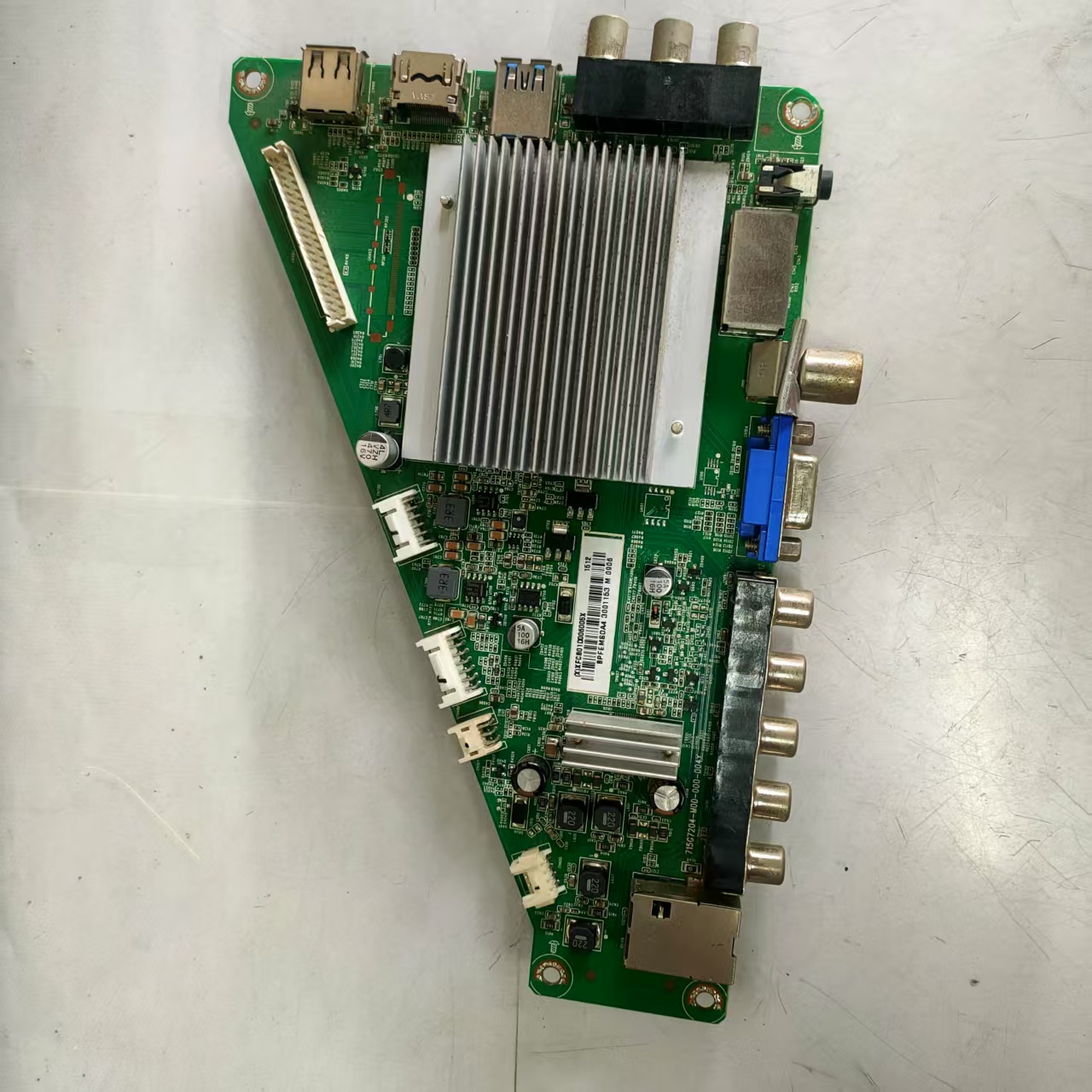 飞利浦40PFF5655/T3主板715G7204-M0D-000-004Y屏TPT400LA-J6PE1