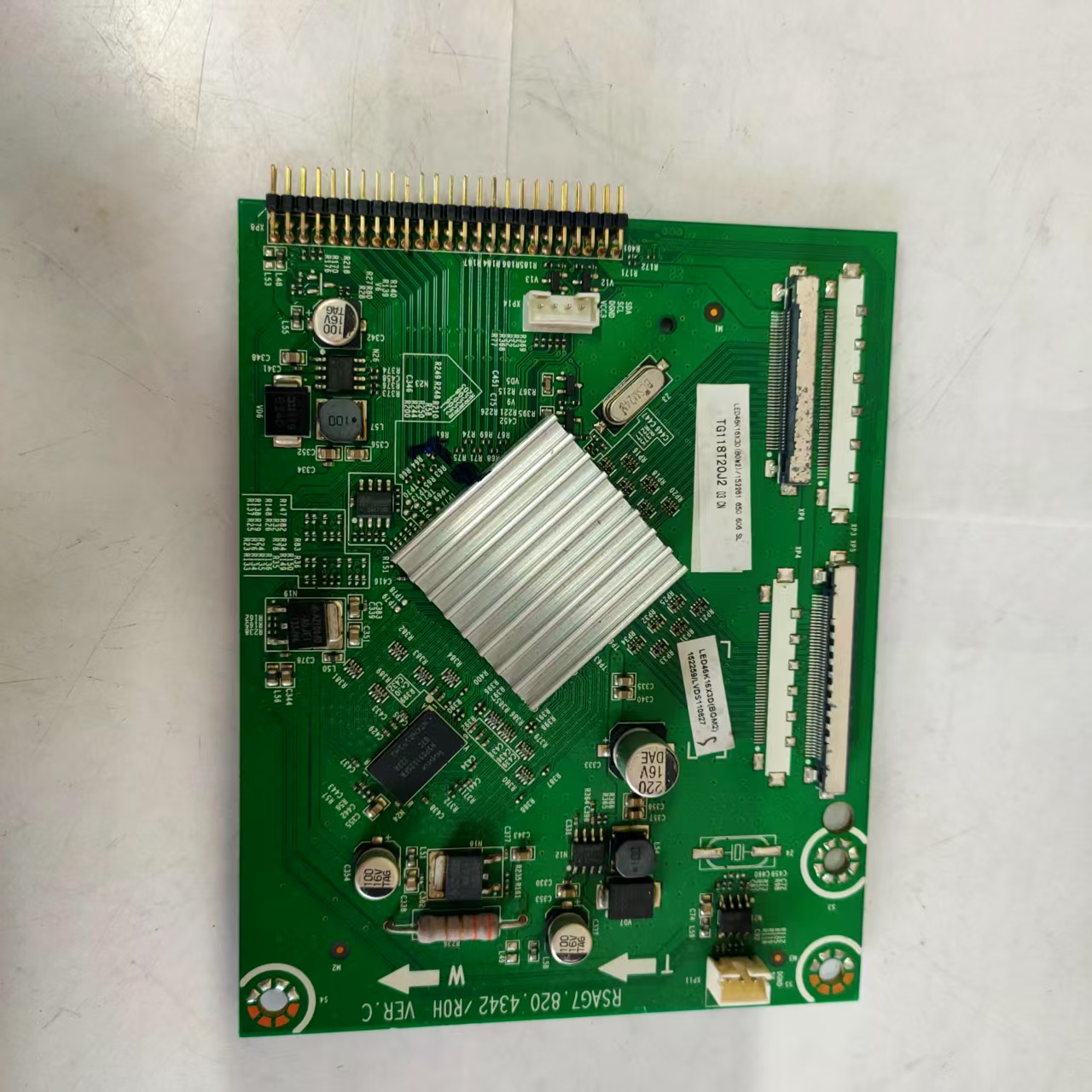 原装海信LED42K16X3D (BOM2)152261倍频板 RSAG7.820.4342/ROH