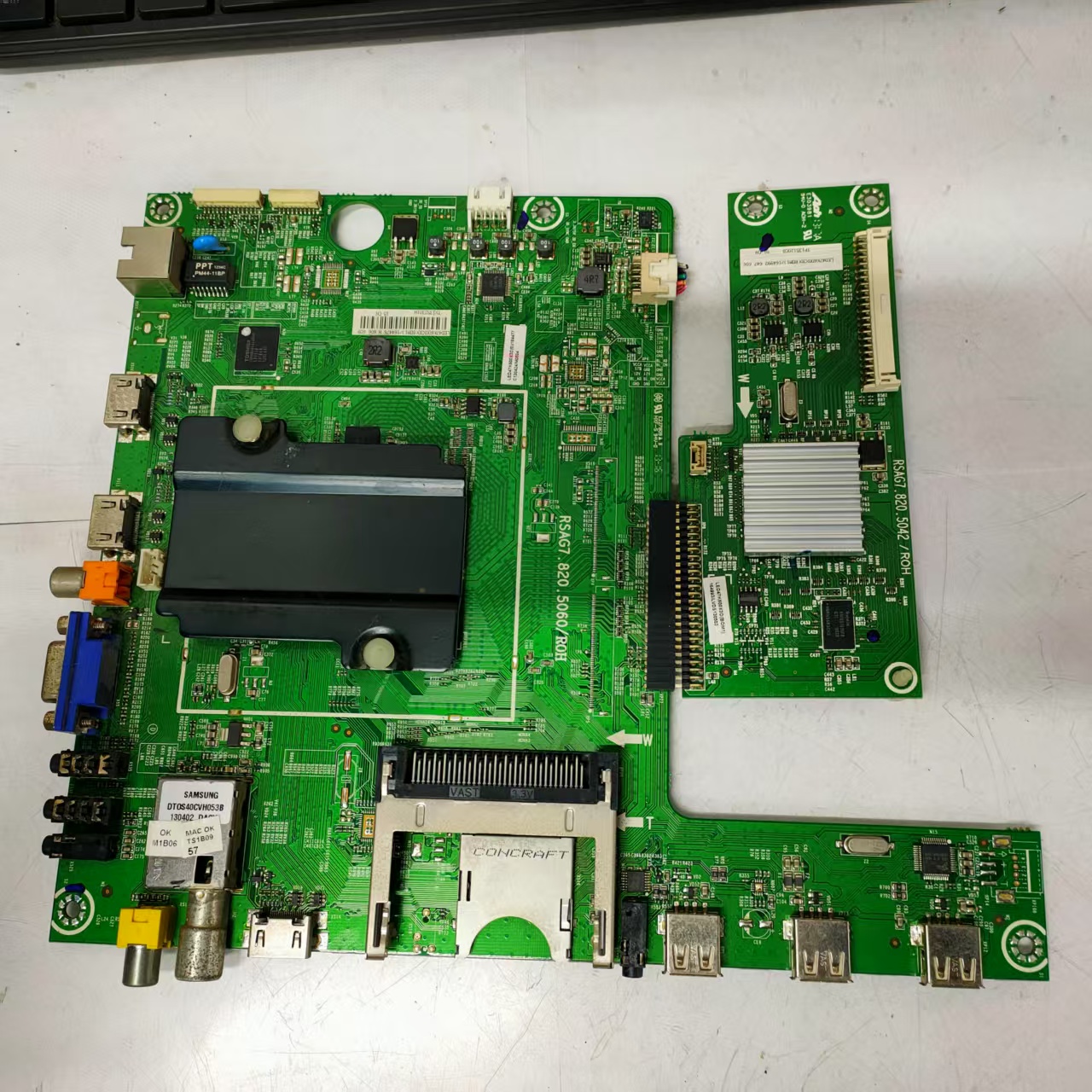 原装拆机海信LED47K600X3D(BOM1)主RSAG7.820.5060屏HE470HFR-B21