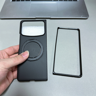 适用小米MixFold4碳纤维纹手机壳