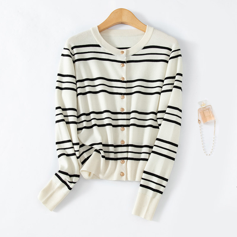 圆领精纺羊毛开衫女春秋季薄款外穿长袖上衣宽松显瘦条纹针织外套