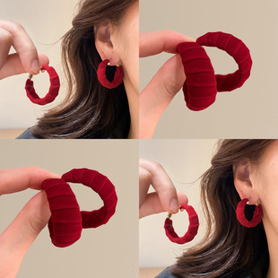热恋玫瑰红 港风纯色大圈圈耳钉气质丝绒耳圈轻奢高级感耳饰拎环