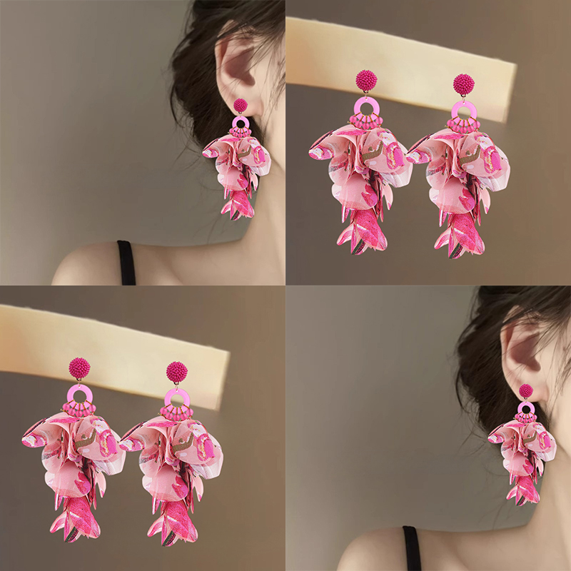 繽紛夏至！超仙大花瓣流蘇耳環！