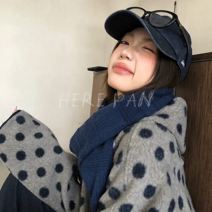 藏青色撞棕色长流苏围巾