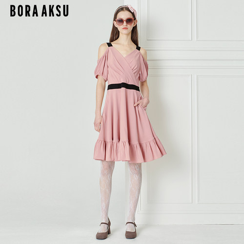 BORAAKSU露肩泡泡袖连衣裙