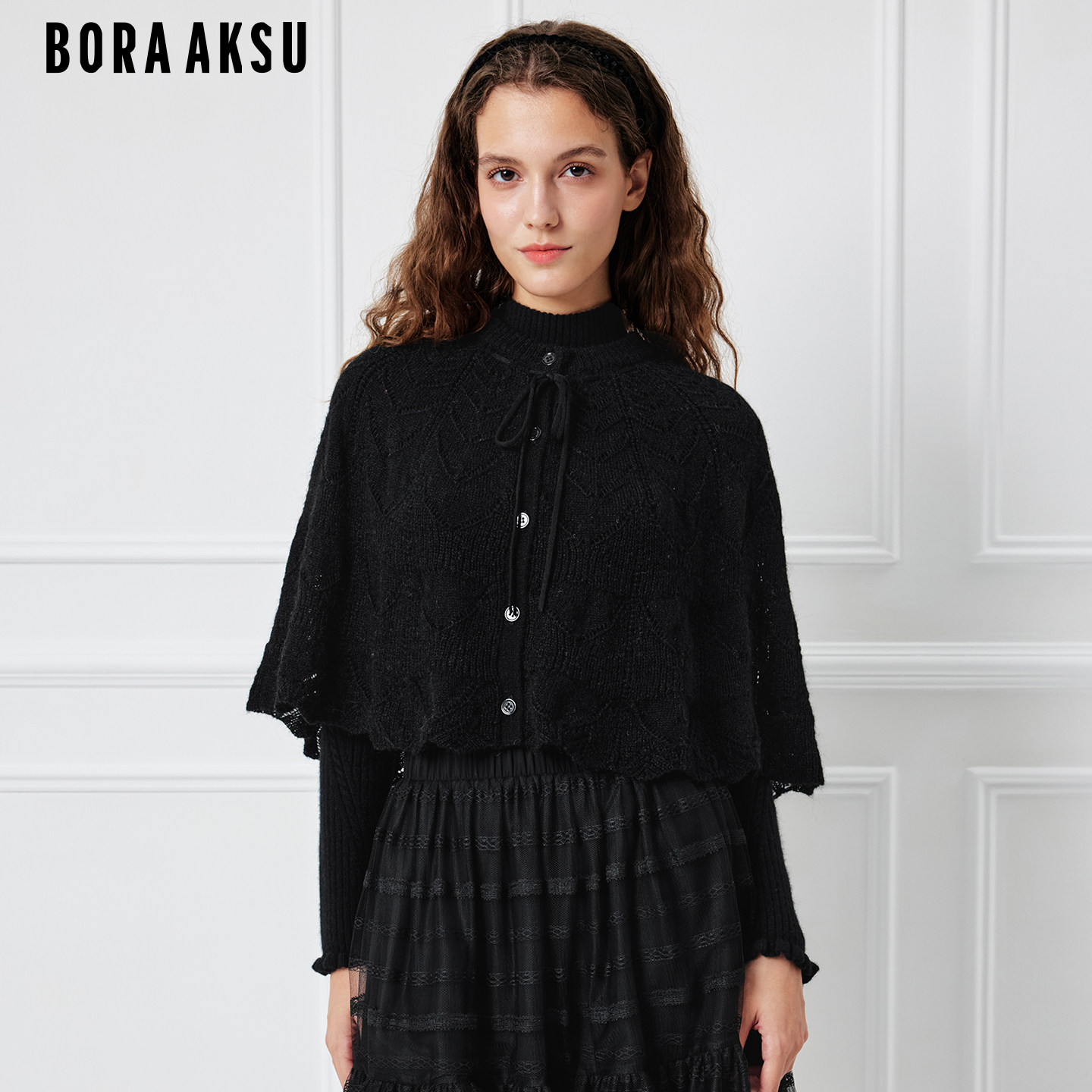 BORAAKSU黑色马海毛提花斗篷披肩
