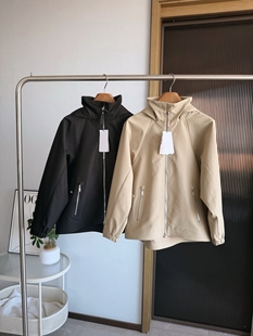 2026新款女士运动外套梭织连帽夹克防风防水透气速干衣