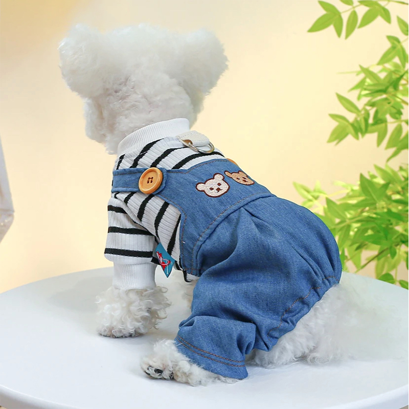 狗狗衣服可牵引四脚衣泰迪博美