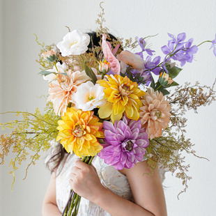 法式高端仿真花摆件假花摆设高级感仿生花束手捧花家居软装摆件