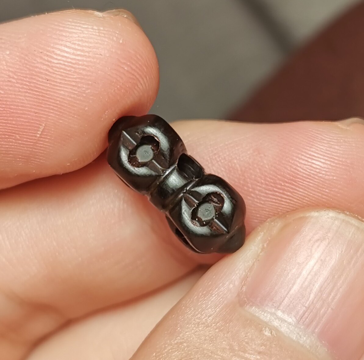 西藏文玩7*17.5mm小叶紫檀限量款手工雕刻金刚杵背云挂件吊坠饰品