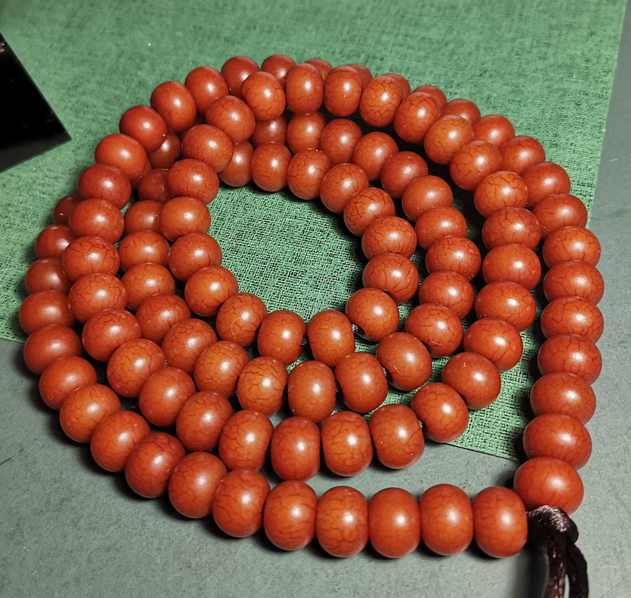 西藏文玩10mm做旧开片苹果型菩提念珠108颗手链锁骨链手持念珠款