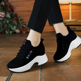 百搭网面软底休闲运动黑色旅游鞋 女时尚 内增高跟7cm老爹鞋 春夏季