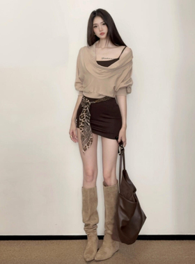 【小鑫轻奢】纯欲辣妹风U领掐腰蝙蝠袖上衣T恤+内搭吊带背心套装