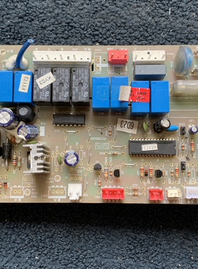 海尔空调电脑板主板 控制板 0010403841 KFRD-72LW/UZXF