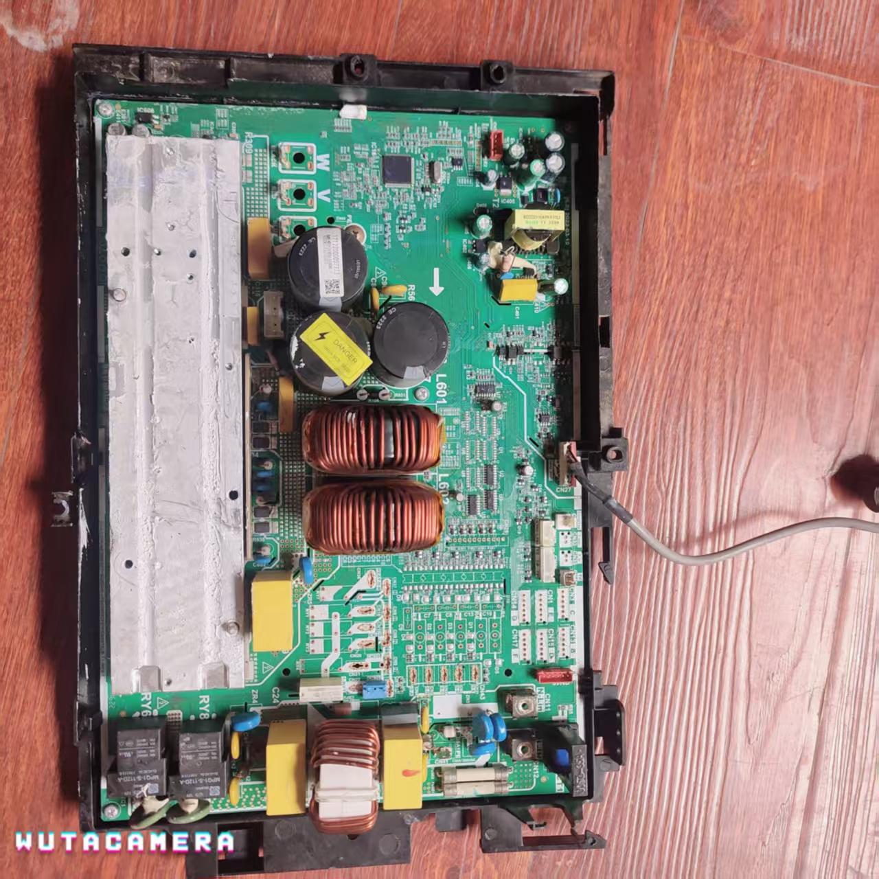 美的空调变频主板17122000057697