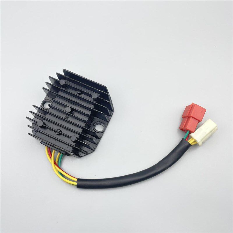 适用 升仕 ZT310-R/T/V/X12 ZT250-S 摩托S车整流器稳压器充电器 - 实物图