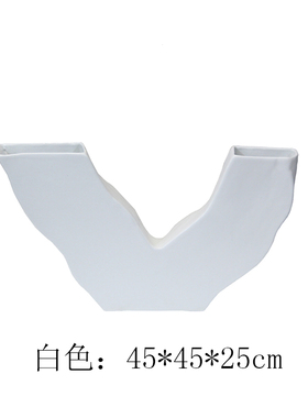 现代极简轻奢黑白色V字形花插饰品摆件J北欧简约客厅陶瓷干花花瓶