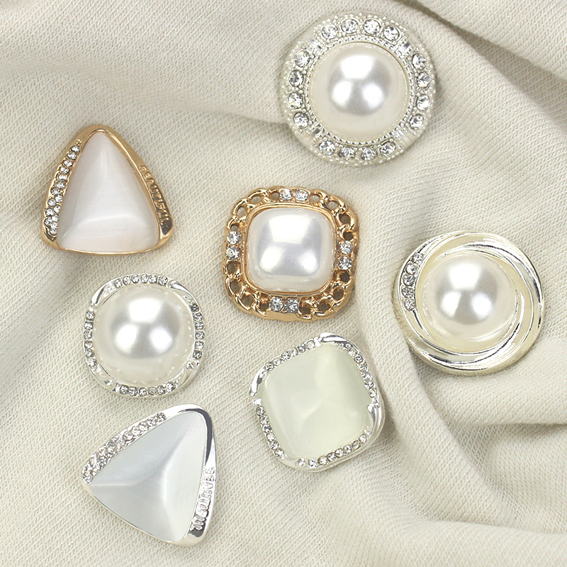 镶钻风衣圆形方形外套珍珠纽扣