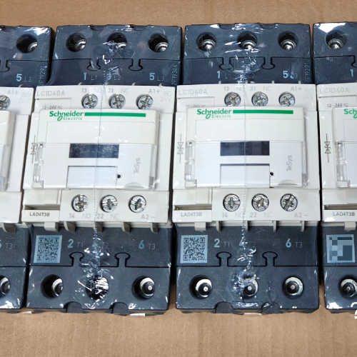 议价-施耐德直流接触器LC1D40ABDC ，DC24v ，99新