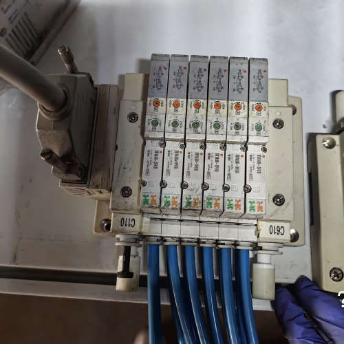 议价-拆机SMC电磁阀SV1A00一5FU，实物图片，包好议价（共