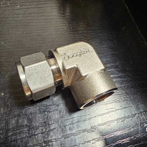 议价-世伟洛克SS-1010-8-8不锈钢卡套管接头，内螺纹弯头，