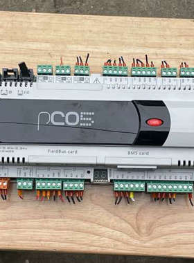 议价-CAREL卡乐控制器 PCO5000000AS0 实物拍摄，