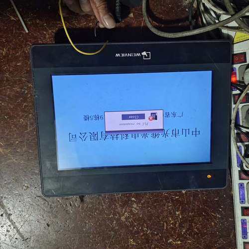 议价-威纶触摸屏TK6100i  V5WV版本，外观成色如图，通电