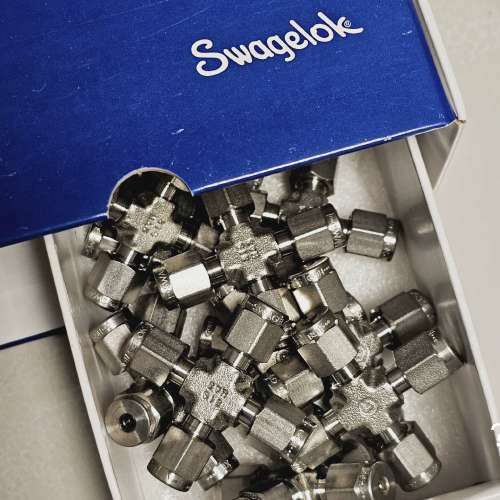 议价-世伟洛克SS-200-4不锈钢卡套管接头，联合四通接头，1/