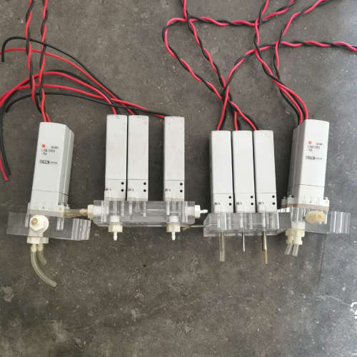 议价-SMC电磁阀LVM10R3-5A，LVM105R-5A，拆机