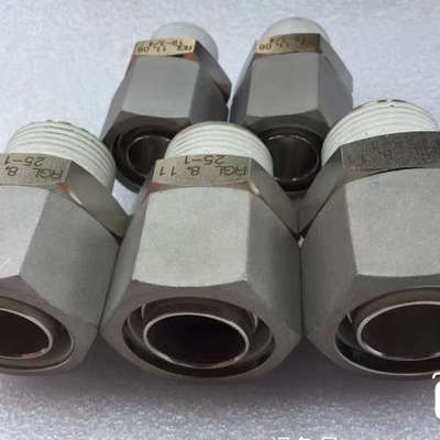 议价-冷却水 软管接头 日本RGL 11,06 25-1接25*3