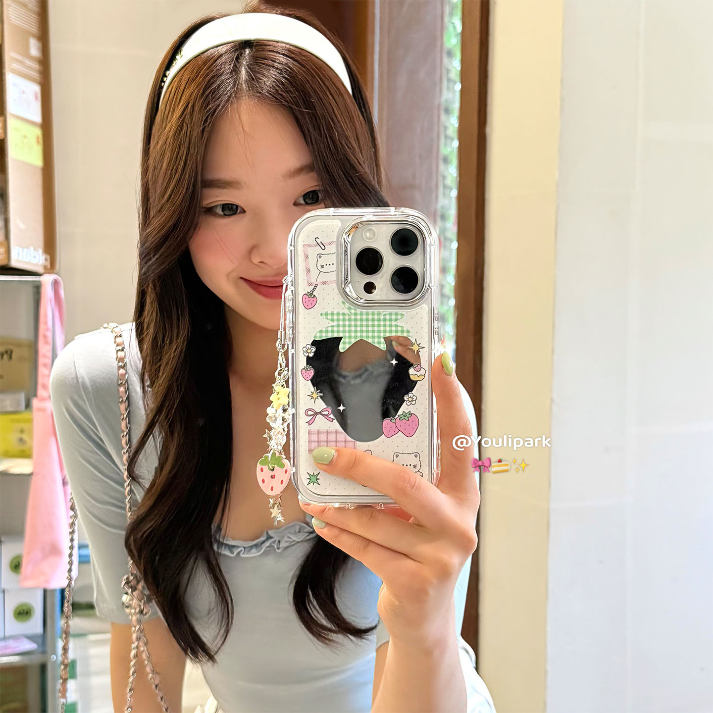 ins可爱甜美少女镜面草莓挂件15适用16pro苹果16ProMax手机壳iPhone16全包14新款14Promax保护套13韩