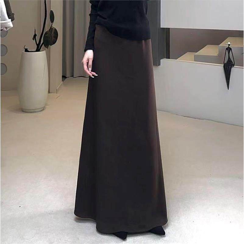 大码胖mm高级感气质黑色A字半身裙女秋季高腰遮胯显瘦百搭垂伞裙