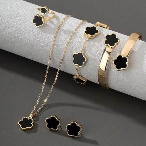 Bracelet necklace ring earrings set accessories手镯手炼饰品