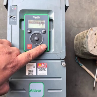 施耐德变频器 ATV610U40N4，4KW三相380-41