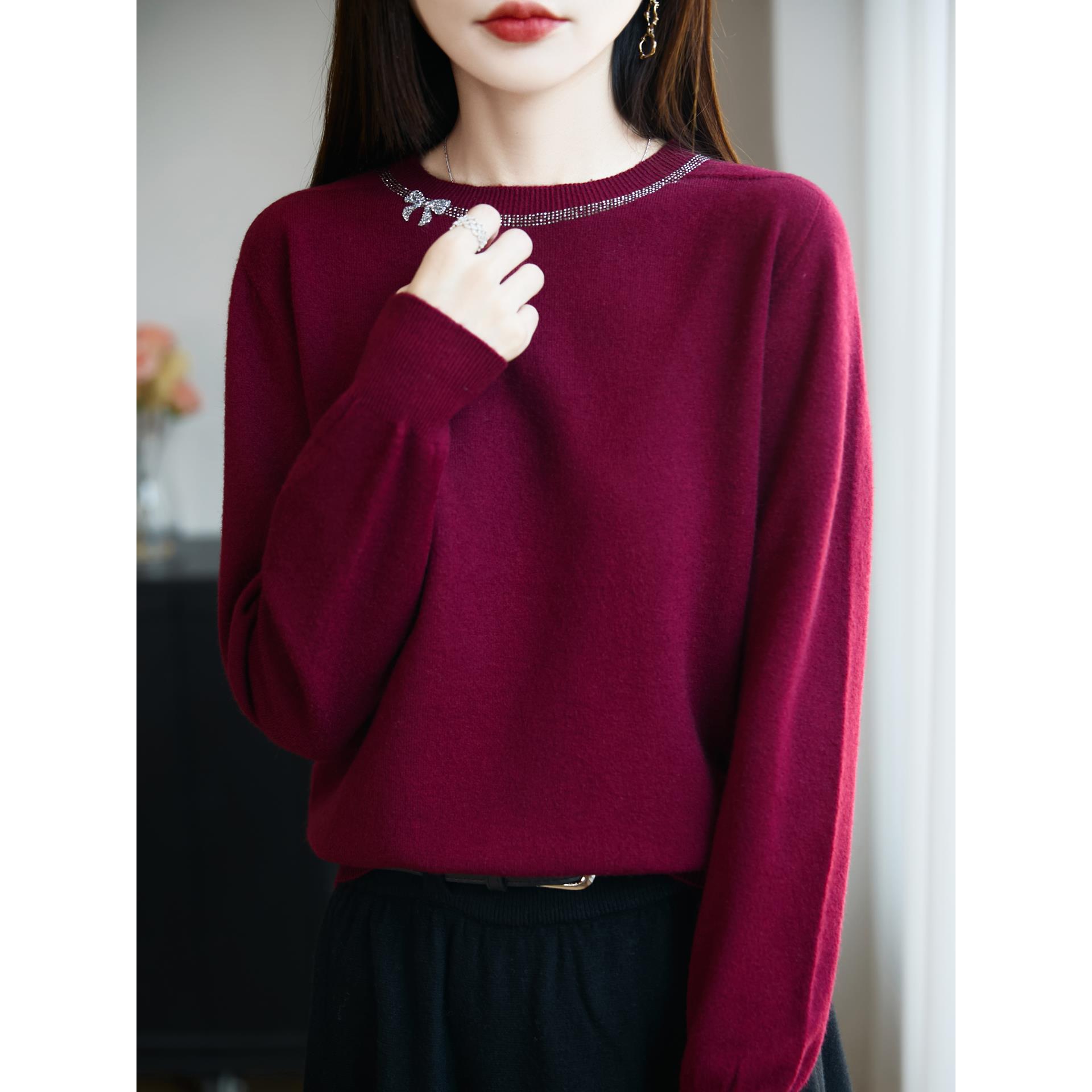 ROUMIKL法式重工烫钻打底针织衫女miu系毛衣2025新宽松内搭长袖保