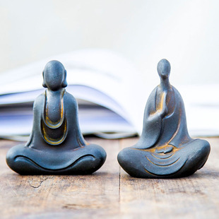 跨境新中式国风无相无面佛像禅意摆件书房饰品茶宠仿铸铁手工家居