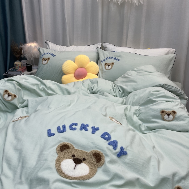 熊先生刺绣四件套SWEETFOAM
