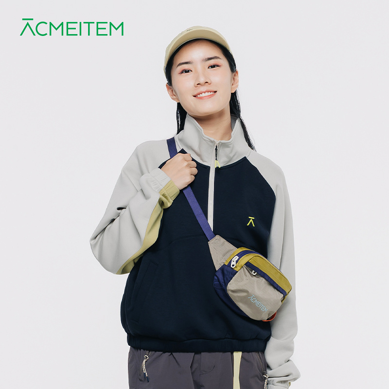 ACMEITEM爱棵米 城市户外女士撞色插肩袖立领卫衣短款宽松上衣