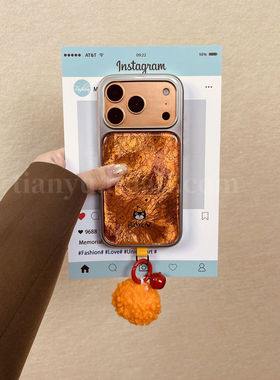 恬妤 复古可爱橙色吉利猫适用于苹果17promax手机壳iphone16pro毛球挂件13卡通17pro电镀15斜挎挂绳14pro防摔