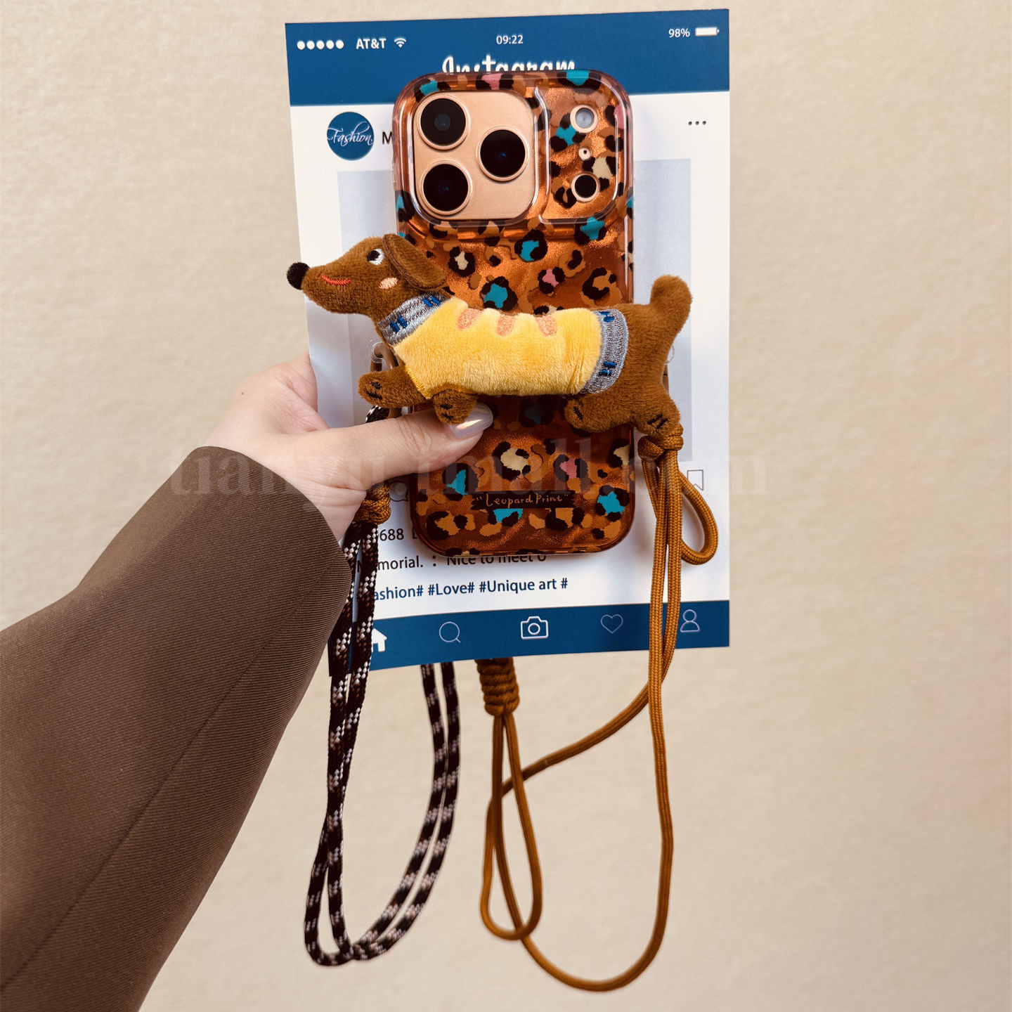 iphone系列复古豹纹腊肠狗手机壳