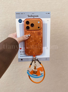 恬妤 复古喜庆橙色百福图小马挂件适用于iphone17pro手机壳苹果14个性15pro斜挎17promax手挂绳16新年新款13