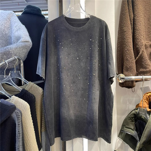 短袖 宽松大版 T恤女胖MM上衣夏 300斤重工满钻水洗做旧中长款 特大码