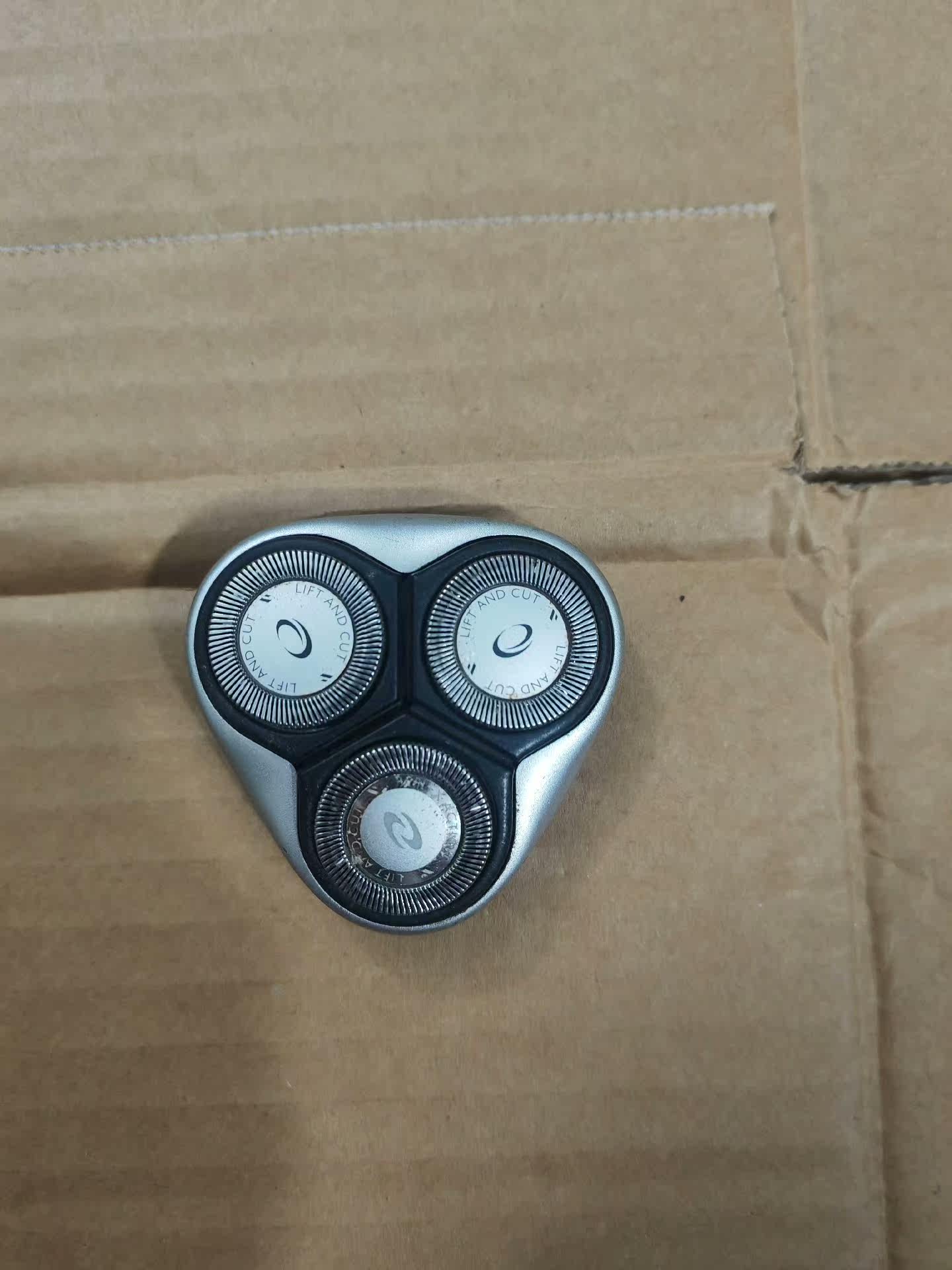 二手Philips/原装二手飞浦利电动剃须刀YQ6008刀头YQ怎么看?
