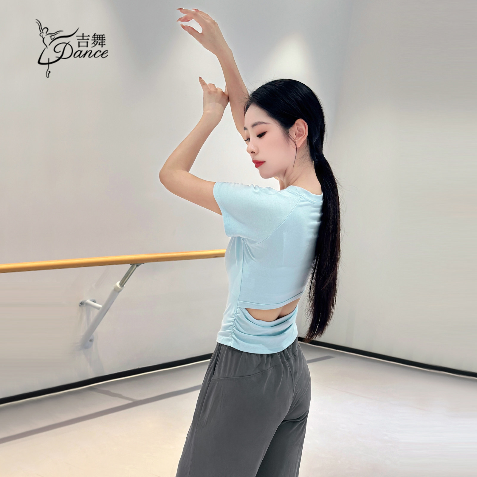 吉舞舞蹈服上衣显白显瘦图片