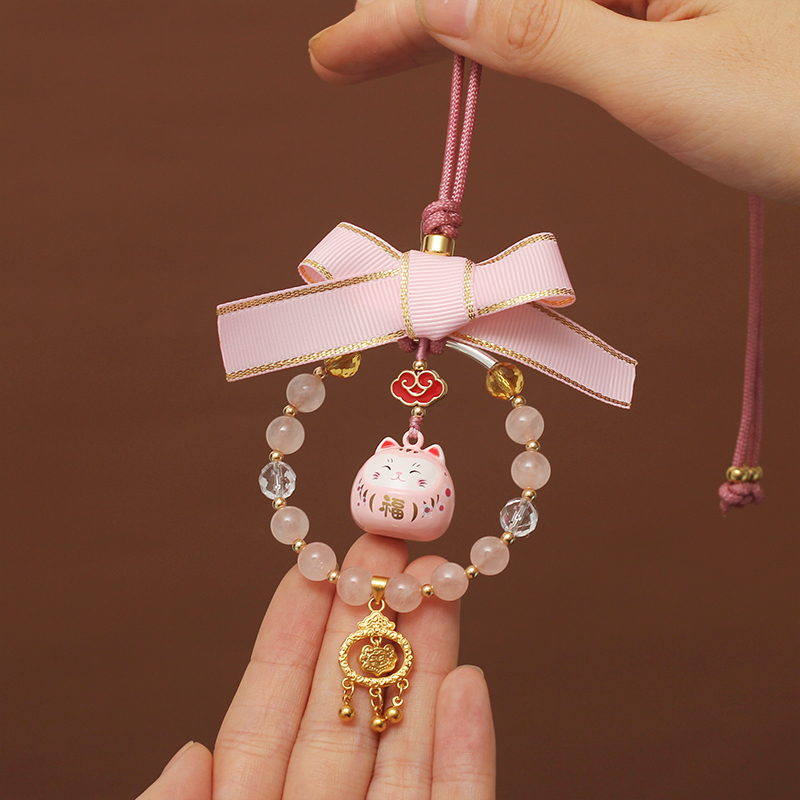 女司机短款汽车挂件粉晶招财猫车内后视镜宫铃吊饰原创手工高档,汽车用品/电子/清洗/改装,车挂,淘宝优惠券,粉丝福利购,淘宝优惠卷